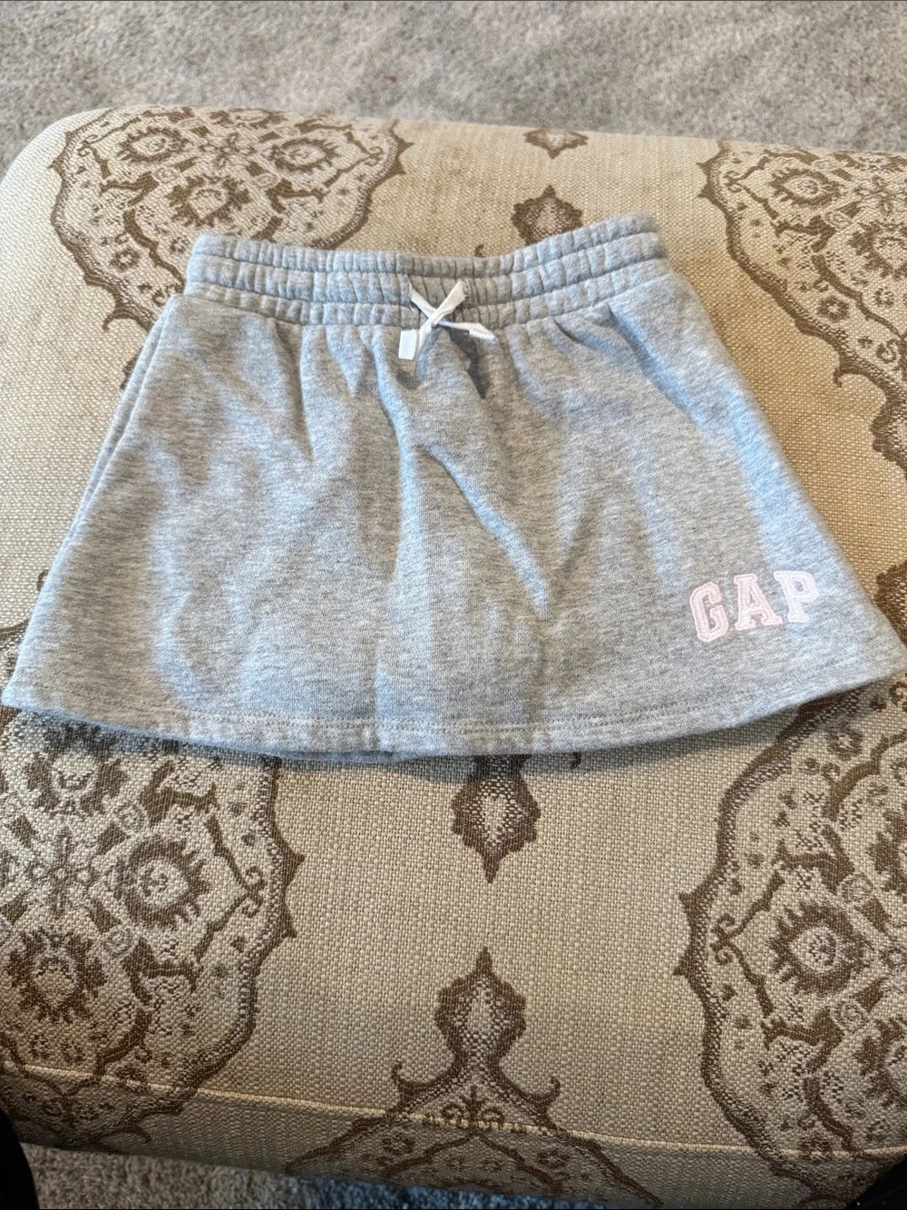 GAP Light Gray Skort with Pink Logo